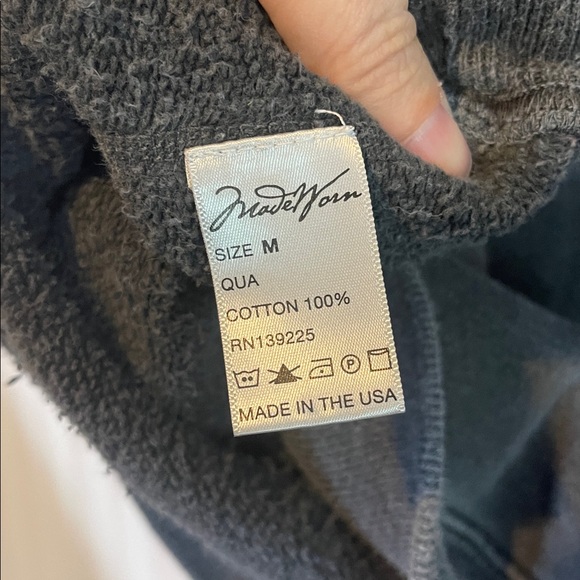 MADEWORN LADY GAGA BORN THIS WAY HOODIE MEDIUM - Picture 6 of 6